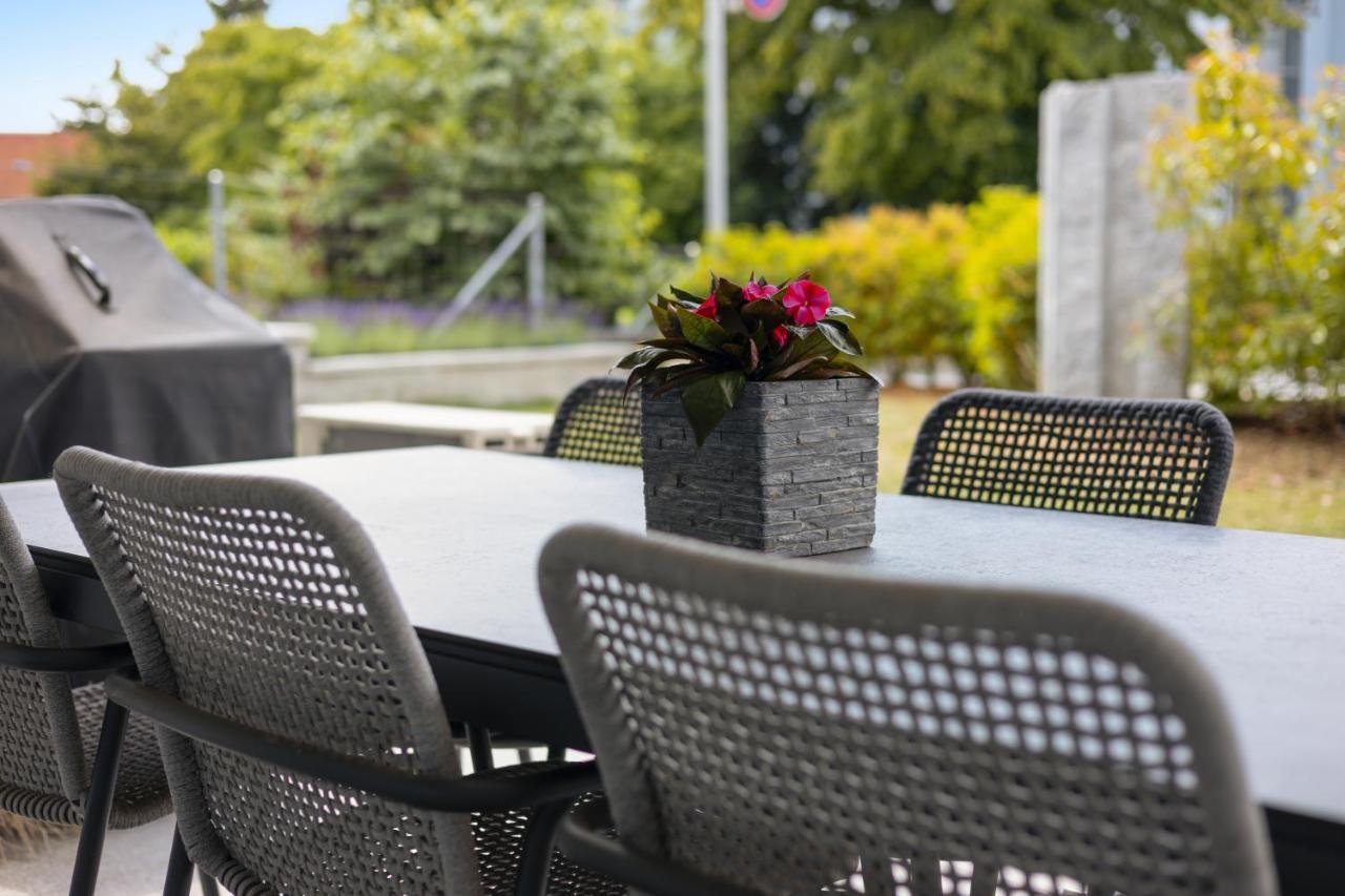 The R Apartment Zugerberg - Ev Wallbox - Terrasse Geroldswil Kültér fotó